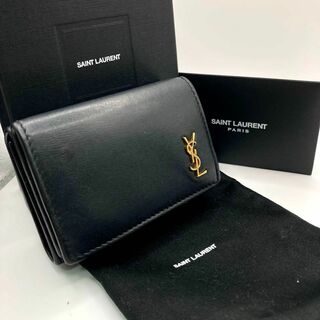 イヴサンローラン(Yves Saint Laurent)の美品✨サンローラン　三つ折り財布　折り畳み　YSL　カサンドラ　レザー　ブラック(財布)