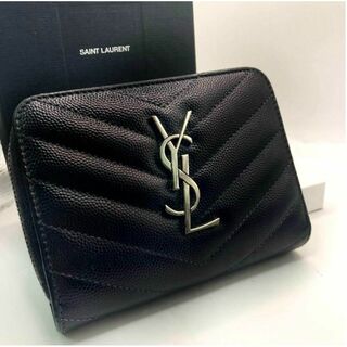 イヴサンローラン(Yves Saint Laurent)のイヴサンローラン コンパクトウォレット 二つ折り 財布 ブラック シルバー金具(財布)