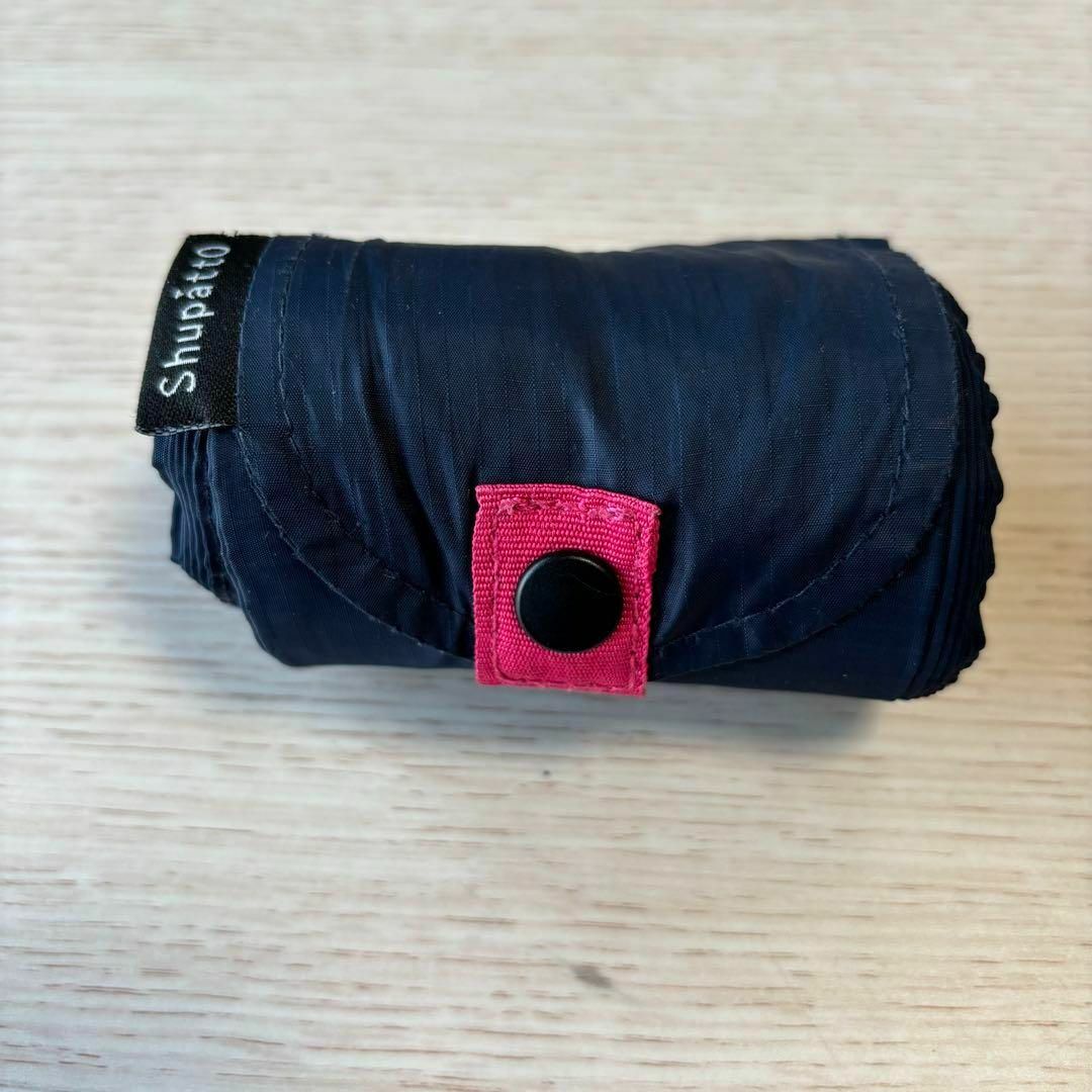Shuppatt シュパット ネイビー×ピンク Mサイズ　15L レディースのバッグ(エコバッグ)の商品写真