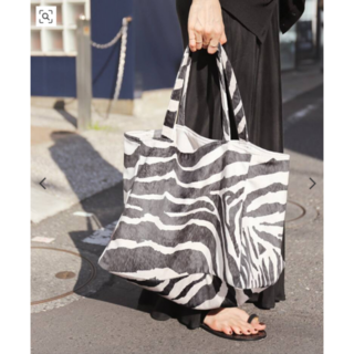 BAZAR ATELIER SABLON ZEBRA TOTE BAG