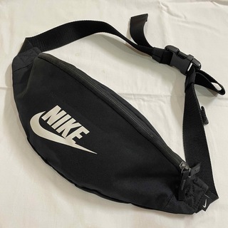 NIKE - Nike  ボディバッグ　ブラック