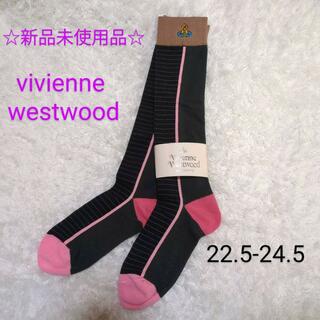 ヴィヴィアンウエストウッド　新品未使用品　靴下　レディース　8902(ソックス)