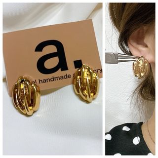 2383☺︎ゴールドのアンティークチタンピアス☺︎(ピアス)