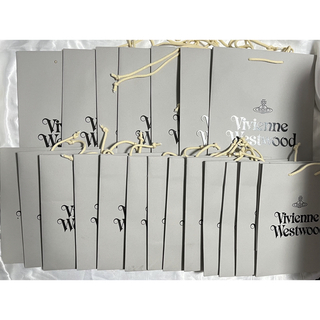 ヴィヴィアンウエストウッド(Vivienne Westwood)のVivienne Westwood 紙袋大7枚、小13枚🌷(その他)