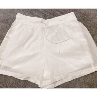 カルバンクライン(Calvin Klein)のCalvin Klein ショートパンツ　カルバンクライン(ショートパンツ)