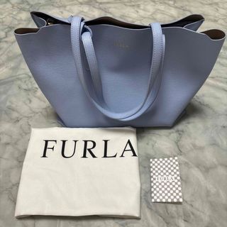 フルラ(Furla)のFURLA サリートートバッグ新品未使用、保存袋、証明書、チャーム保護シール付き(ハンドバッグ)