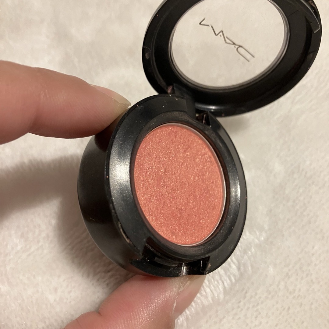 MAC(マック)のmac♡ small eyeshadow コスメ/美容のベースメイク/化粧品(アイシャドウ)の商品写真