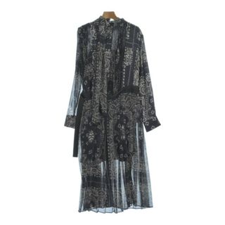 サカイ(sacai)のsacai サカイ ワンピース 1(S位) 黒x白xカーキ(総柄) 【古着】【中古】(ひざ丈ワンピース)