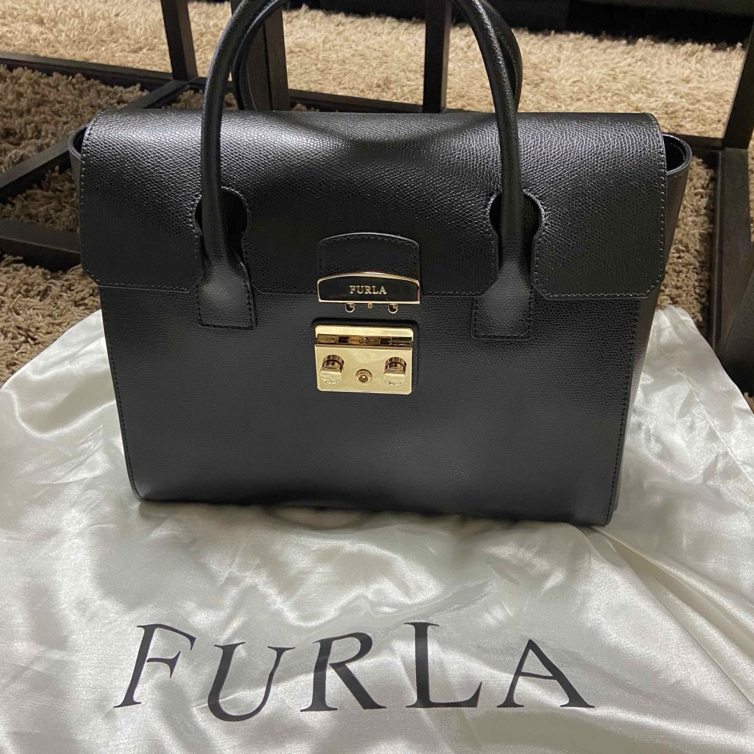 Furla(フルラ)の値下げ★FURLA メトロポリス Mサッチェルバック ハンドバッグ レディースのバッグ(ハンドバッグ)の商品写真