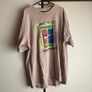 古着 NIKE ナイキ Tシャツ ベージュ