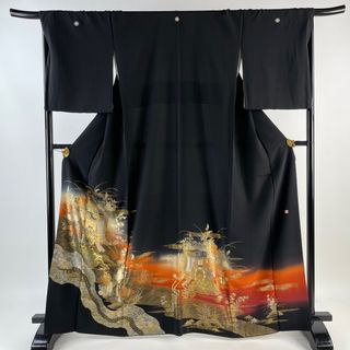 黒留袖 身丈165cm 裄丈68cm 正絹 秀品 【中古】(着物)