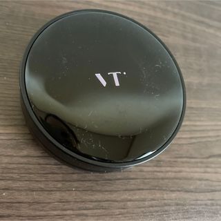 VT cosmetics Black Fix On CC cushion (ファンデーション)