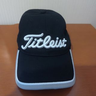 タイトリスト(Titleist)のタイトリスト　帽子　ゴルフキャップ　中古　PRO  V1 黒(その他)