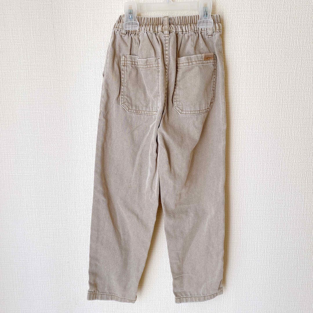 ZARA KIDS(ザラキッズ)のZARA   ザラ　キッズ　ストレートデニム　パンツ　男女兼用　122 キッズ/ベビー/マタニティのキッズ服女の子用(90cm~)(パンツ/スパッツ)の商品写真