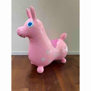 ロディ(Rody)のRody ロディ　乗り物　人形　ピンク　バランスボール(ボール)