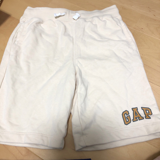 ギャップキッズ(GAP Kids)のハーフパンツ　ショートパンツ　半ズボン　GAP クリーム色　140cm(パンツ/スパッツ)