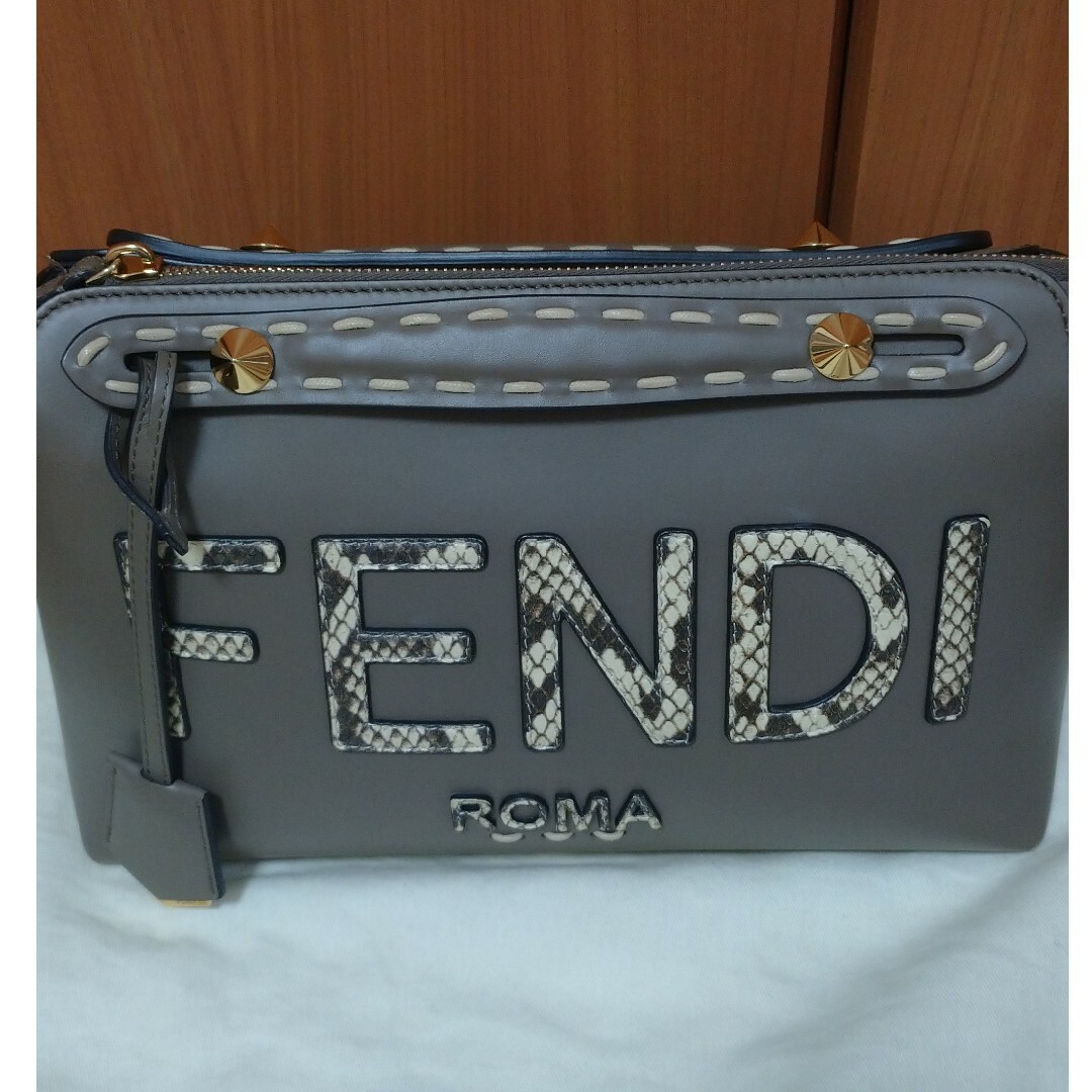 FENDI(フェンディ)のフェンディ バイザウェイ 2WAYバック パイソン レディースのバッグ(ショルダーバッグ)の商品写真