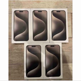 iPhone 15pro Max 256GB ナチュラルチタニウム 5台　R(ネックレス)