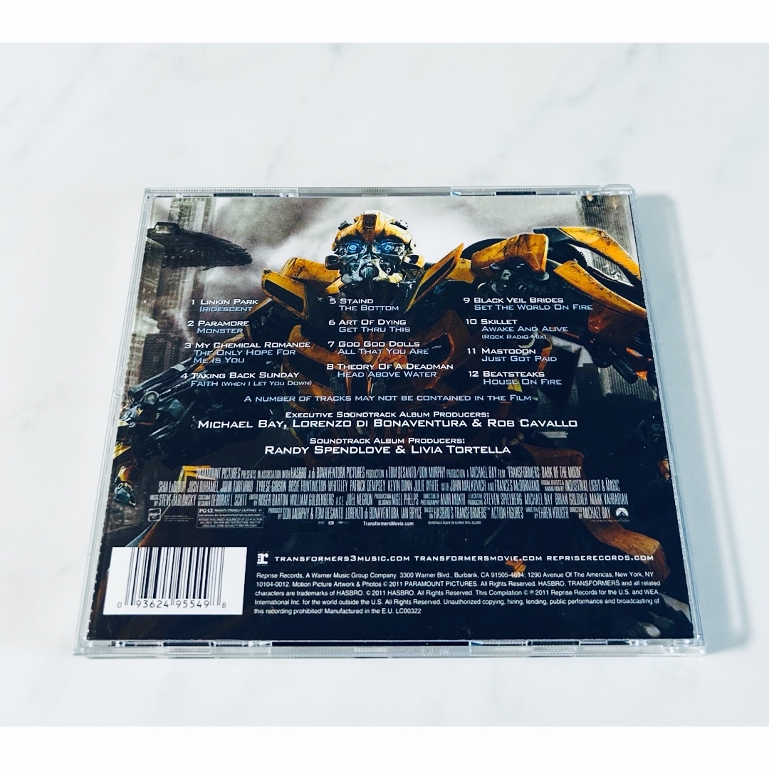 【CD】TRANSFORMERS/DARK OF THE MOON(輸入盤) エンタメ/ホビーのCD(ポップス/ロック(洋楽))の商品写真