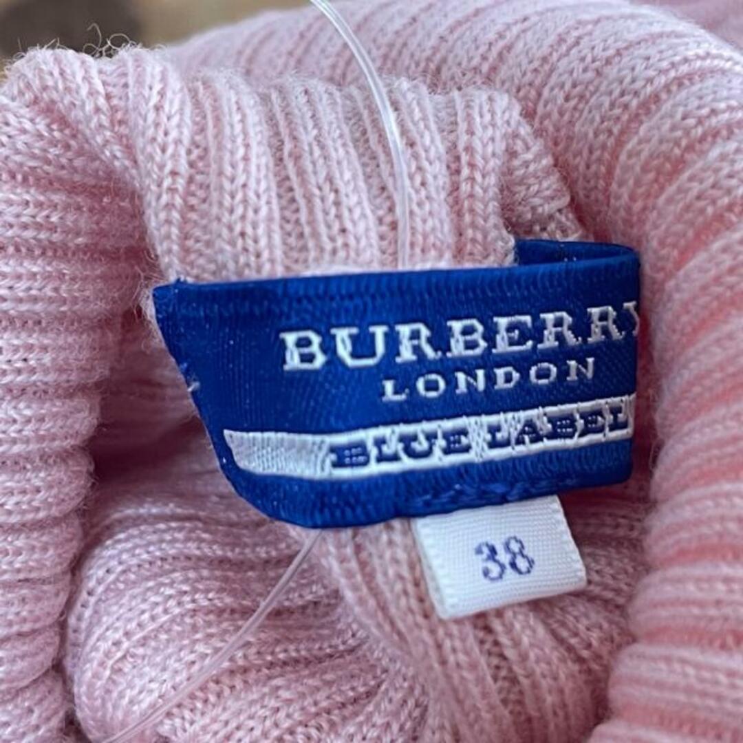 BURBERRY BLUE LABEL(バーバリーブルーレーベル)のBurberry Blue Label(バーバリーブルーレーベル) 長袖セーター サイズ38 M レディース美品  - ライトピンク タートルネック レディースのトップス(ニット/セーター)の商品写真