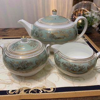 WEDGWOOD - ウェッジウッド  コロンビア　セージグリーン  ティーポット　シュガークリーマー