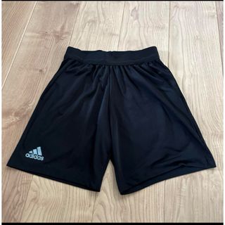 アディダス(adidas)のadidas ショートパンツ(ウェア)