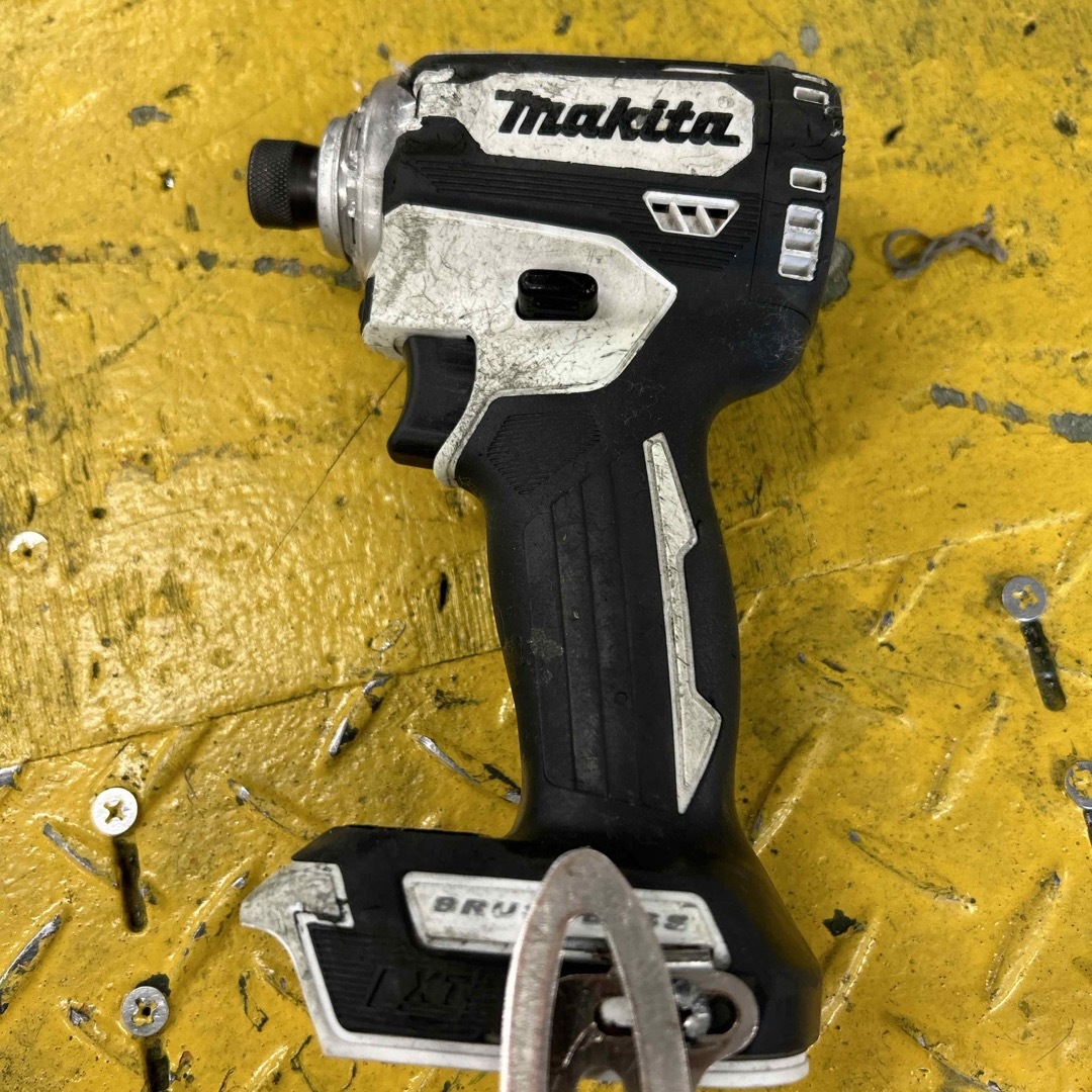 Makita - マキタインパクト本体のジャンク品の通販 by maru's shop Makita - マキタインパクト本体のジャンク品の通販 by maru's shop