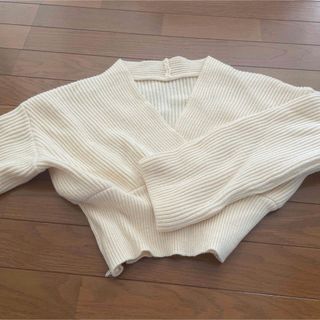 シーイン(SHEIN)のクロップドセーター(ニット/セーター)