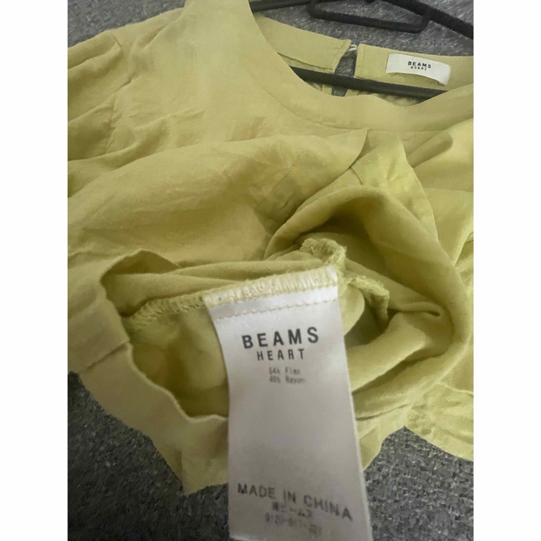 BEAMS(ビームス)のビームスハートレディーストップス　フリーサイズ　イエロー　フリル　麻　 レディースのトップス(Tシャツ(半袖/袖なし))の商品写真