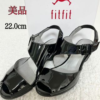 フィットフィット(fitfit)の【美品】fit fit 　セパレートヒール　ストラップサンダル　エナメルブラック(サンダル)