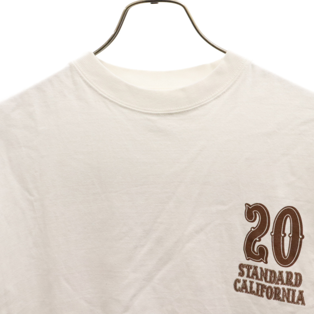 STANDARD CALIFORNIA(スタンダードカリフォルニア)のSTANDARD CALIFORNIA スタンダード カリフォルニア SD 20th Anniversary Logo ロゴ 半袖Tシャツ ホワイト メンズのトップス(Tシャツ/カットソー(半袖/袖なし))の商品写真