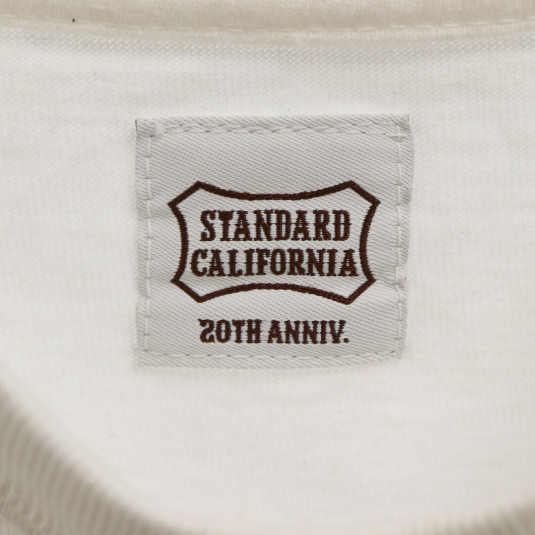 STANDARD CALIFORNIA(スタンダードカリフォルニア)のSTANDARD CALIFORNIA スタンダード カリフォルニア SD 20th Anniversary Logo ロゴ 半袖Tシャツ ホワイト メンズのトップス(Tシャツ/カットソー(半袖/袖なし))の商品写真