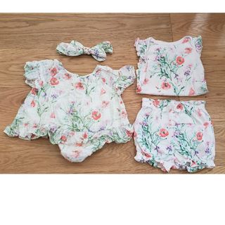 babyGAP - baby GAP 花柄セットアップ、ロンパース、パンツ5点まとめ売り