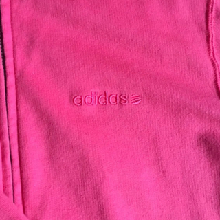 adidas - adidasパーカー ピンク
