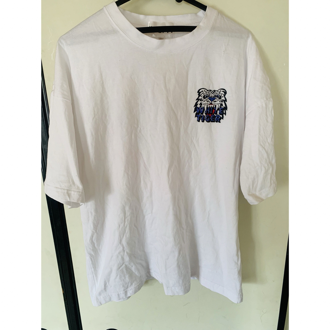 メンズ　 Tシャツ　L メンズのトップス(Tシャツ/カットソー(半袖/袖なし))の商品写真