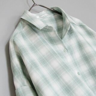 CHIP CLIP　チップクリップ　ショート丈チェック柄ワイドシャツ　Lサイズ(シャツ/ブラウス(長袖/七分))
