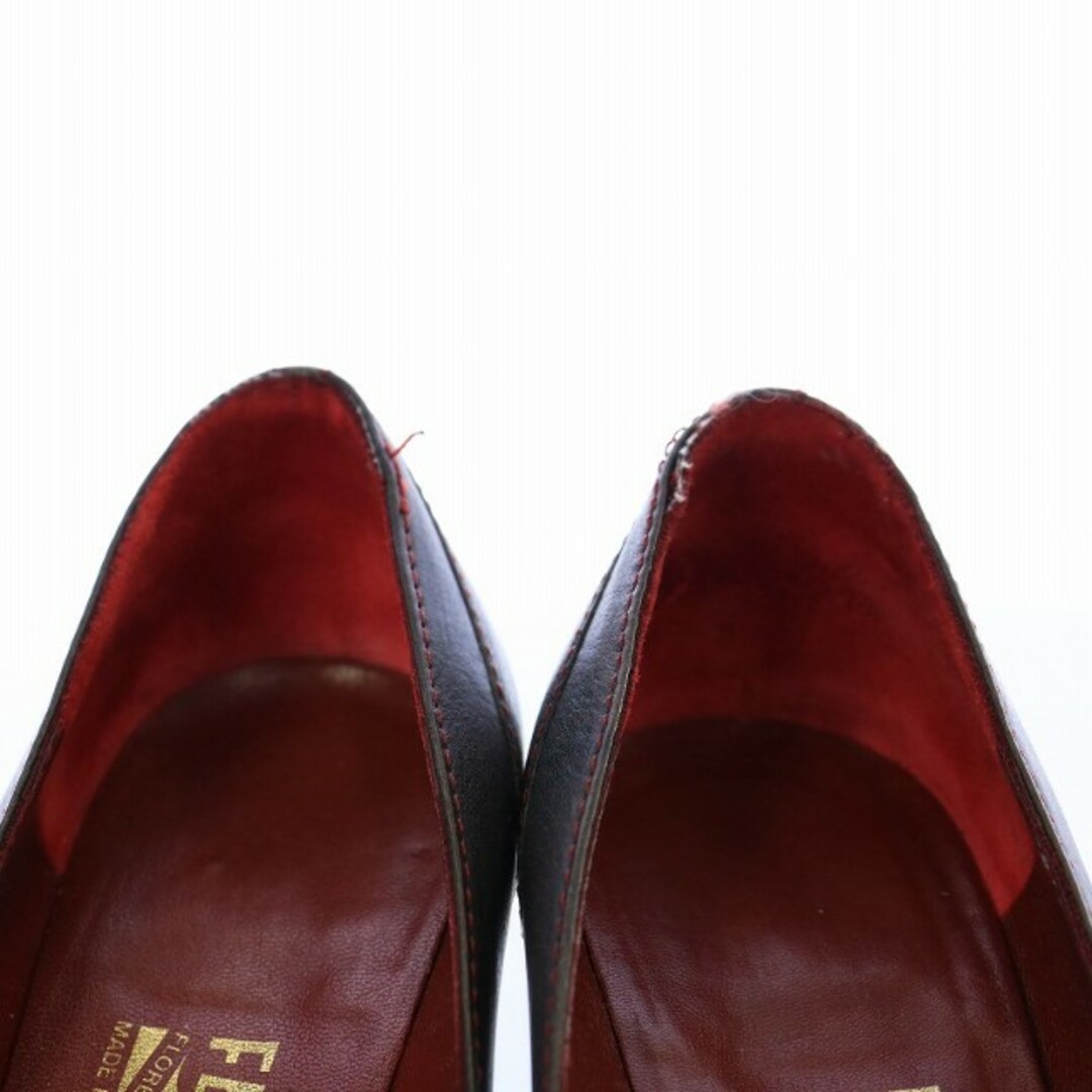Salvatore Ferragamo(サルヴァトーレフェラガモ)のサルヴァトーレフェラガモ パンプス ポインテッドトゥ ベルト 5.5 23.0 レディースの靴/シューズ(ハイヒール/パンプス)の商品写真