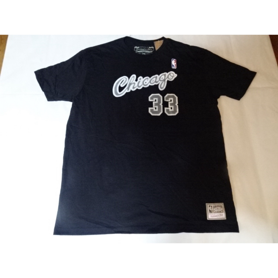 MITCHELL & NESS(ミッチェルアンドネス)の【Mitchell & Ness】スコッティピッペン33ナンバーT US XXL メンズのトップス(Tシャツ/カットソー(半袖/袖なし))の商品写真