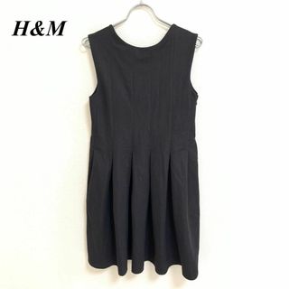 エイチアンドエム(H&M)のエイチアンドエム H&M プリーツワンピース  XS(SS) ブラック □(ひざ丈ワンピース)