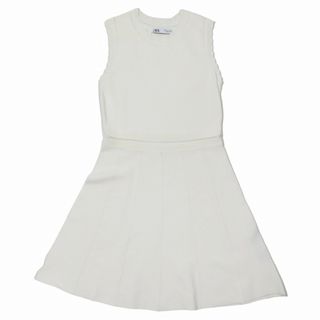 ZARA - ザラ ZARA ノースリーブ ワンピース フレアスカート 膝丈 ハーフ M 白