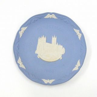 ウェッジウッド(WEDGWOOD)のウェッジウッド(WEDGWOOD) ジャスパー ブルー クリスマスイヤープレート 1986 Canterbury Cathedral 【中古】 JA-18915(食器)