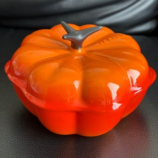 ルクルーゼ(LE CREUSET)の【未使用】LE CREUSET プチパンプキン　キャセロール　オレンジ(食器)