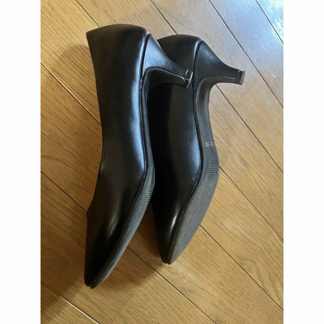 HusHush(ハッシュアッシュ)の黒パンプス　23.5 -24cm レディースの靴/シューズ(ハイヒール/パンプス)の商品写真