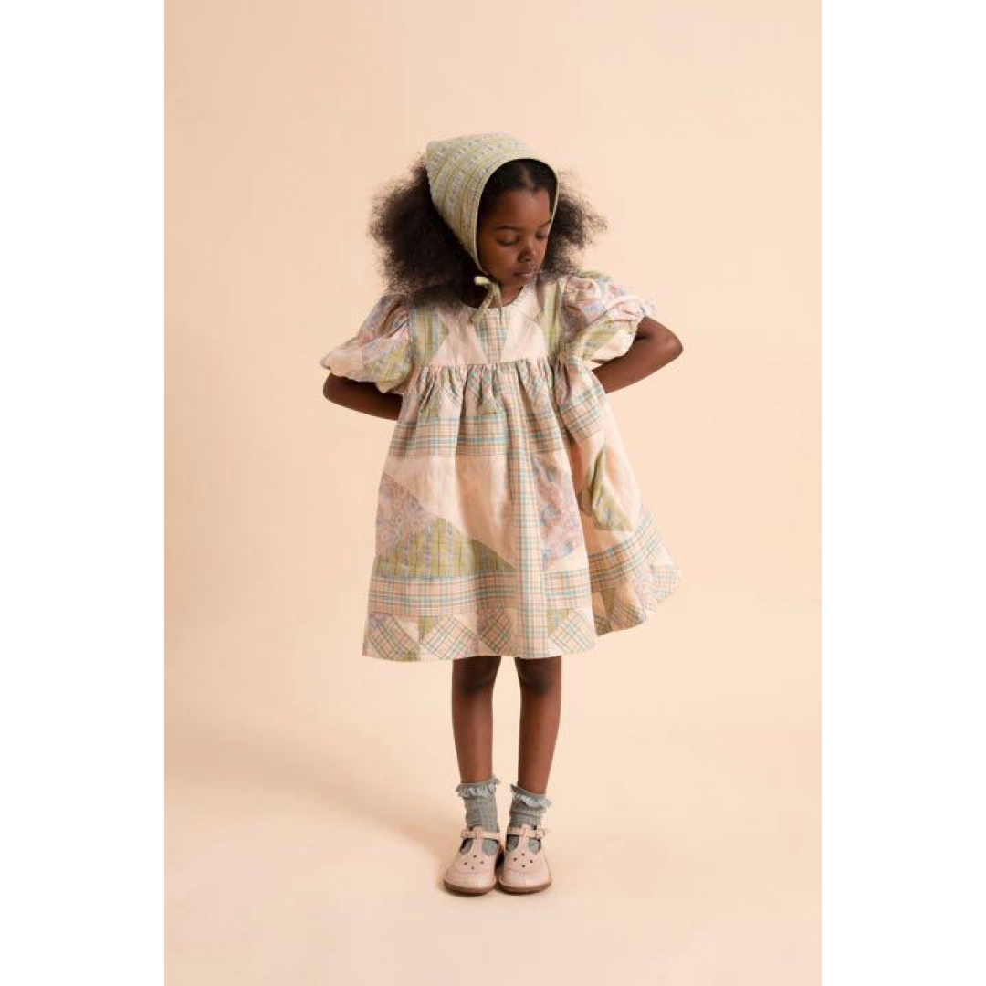 apolina kids パッチワークドレス 7-9y キッズ/ベビー/マタニティのキッズ服女の子用(90cm~)(ワンピース)の商品写真