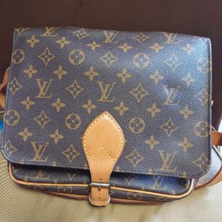 LOUIS VUITTON - ルイヴィトン　カトシエール　ショルダー