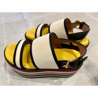 MARNI マルニ　プラットサンダル