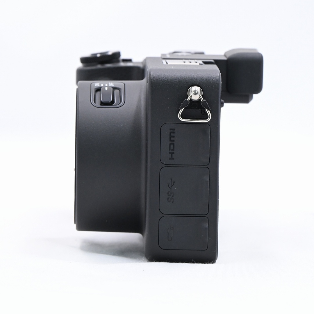 SIGMA - SIGMA sd Quattro ボディの通販 by Flagship Camera SIGMA - SIGMA sd Quattro ボディの通販 by Flagship Camera