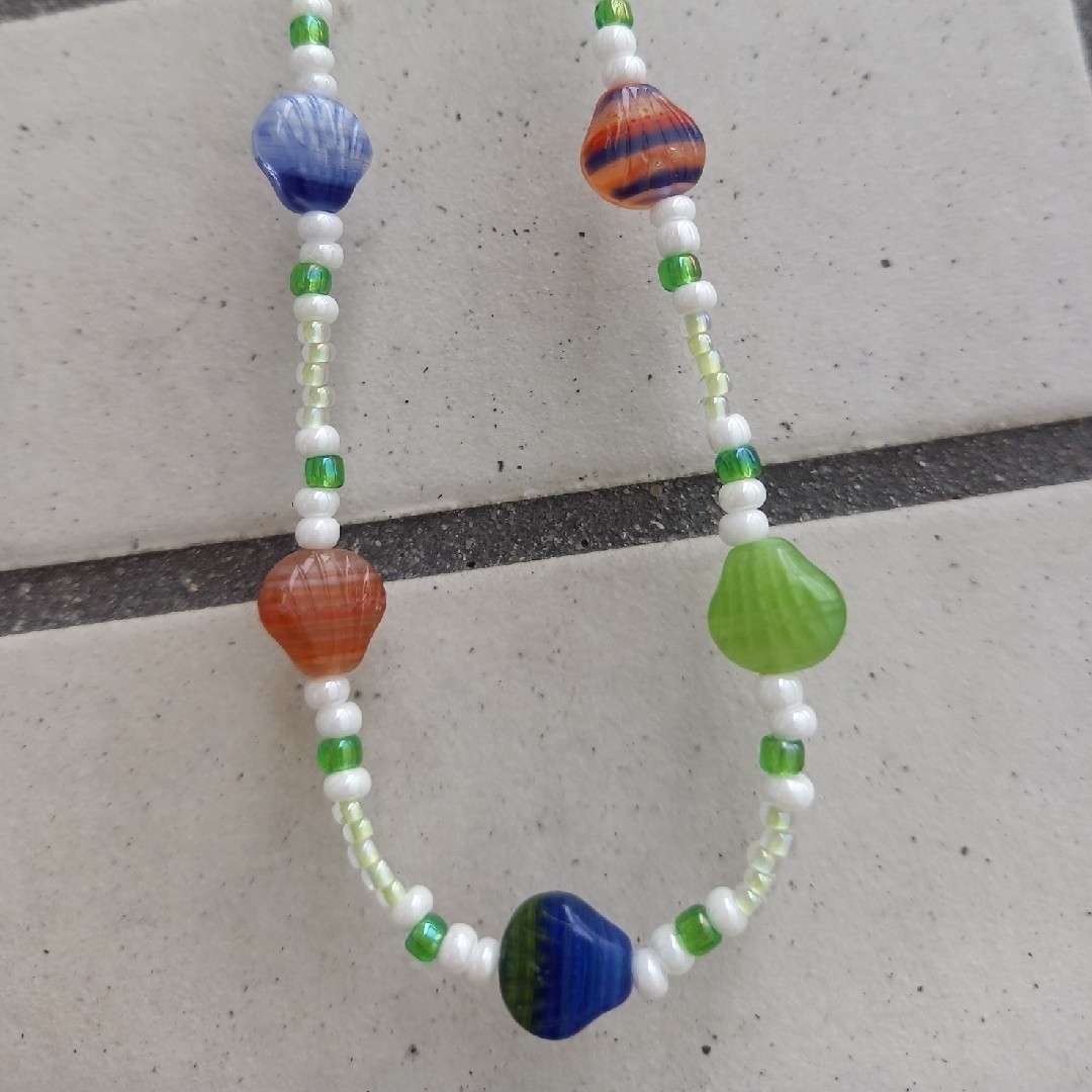 hand made beads necklace shell🏖️ ハンドメイドのアクセサリー(ネックレス)の商品写真