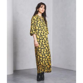 ユナイテッドアローズ(UNITED ARROWS)のユナイテッドアローズ　花柄　ワンピース　イエロー　フラワー　ロング(ロングワンピース/マキシワンピース)