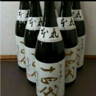 ジュウヨンダイ(十四代)の十四代 本丸 秘伝玉返し 2024年5月製造 新品 1800ml(日本酒)